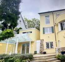Haus zum Kaufen in Wiesbaden 1.145.000,00 € 240 m²