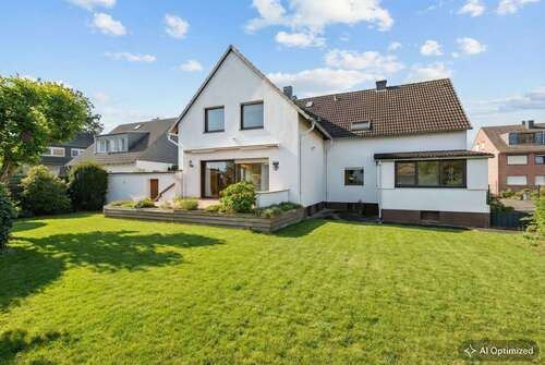 Foto - Haus zum Kaufen in Ratingen-Tiefenbroich 729.000,00 € 240 m²