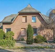 Haus zum Kaufen in Löhne 479.900,00 € 315 m²