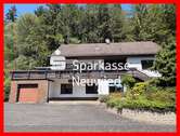 Haus zum Kaufen in Niederbreitbach 298.000,00 € 297 m²