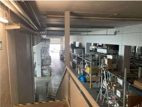 Foto - Halle in Fellbach 8.250,00 € 1209 m²