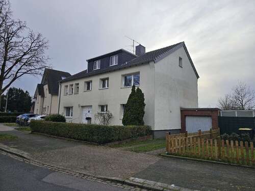 Foto - Haus zum Kaufen in Moers 649.000,00 € 312 m²