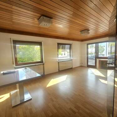 Foto - Haus zum Kaufen in Hettenleidelheim 200.000,00 € 150 m²