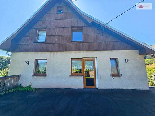 Foto - Haus zum Kaufen in Grünhain-Beierfeld OT Waschleithe 190.000,00 € 110 m²