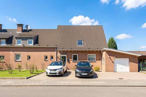 Foto - Haus zum Kaufen in Bergheim 449.000,00 € 247 m²