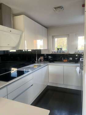 Foto - Haus zum Kaufen in Wiesbaden 859.000,00 € 150 m²