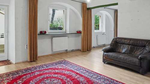 Foto - Haus zum Kaufen in Unterschwaningen 169.000,00 € 135 m²