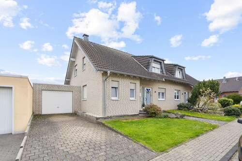 Foto - Haus zum Kaufen in Euskirchen 399.000,00 € 123 m²