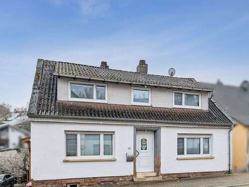 Foto - Haus zum Kaufen in Reichenbach-Steegen 185.000,00 € 130 m²