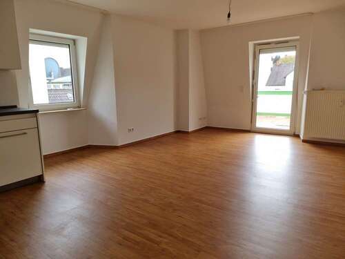 Foto - Wohnung zum Mieten in Kelkheim (Taunus) 1.100,00 € 105 m²