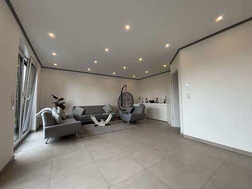 Foto - Haus zum Mieten in Lehrte 1.600,00 € 120 m²