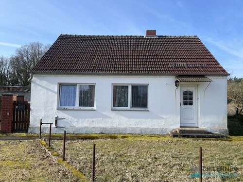 Foto - Haus zum Kaufen in Perleberg Dergenthin 64.500,00 € 108 m²