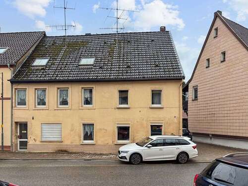 Foto - Haus zum Kaufen in Hornbach 59.000,00 € 220 m²