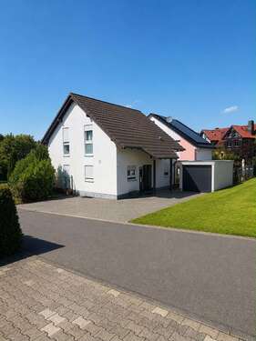Foto - Haus zum Kaufen in Taunusstein 849.000,00 € 125 m²