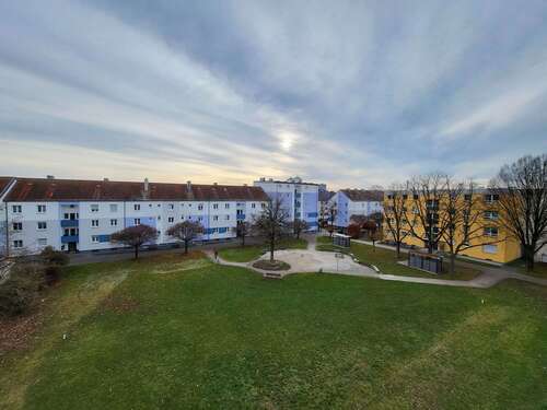 Foto - Wohnung zum Mieten in Augsburg 933,00 € 69.33 m²