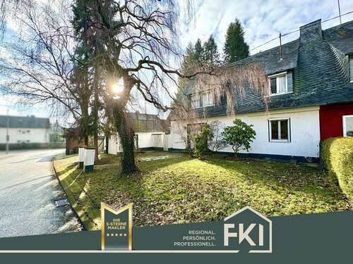 Foto - Haus zum Kaufen in Betzdorf 144.000,00 € 137.89 m²