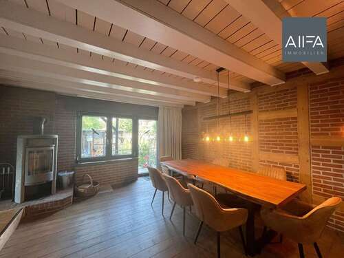 Foto - Haus zum Kaufen in Korschenbroich-Kleinenbroich 519.000,00 € 208 m²