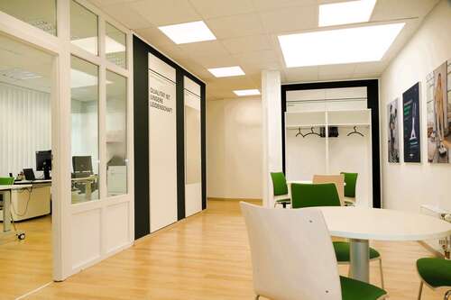 Foto - Büro in Gera 870,00 € 137.4 m² - 870,00 EUR Kaltmiete, ca.  137,40 m²