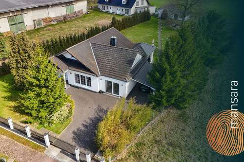 Foto - Haus zum Kaufen in Oebisfelde 389.000,00 € 202.25 m²