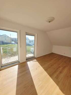 Foto - Haus zum Mieten in Glashütten 2.730,00 € 247 m²