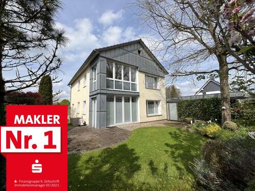 Foto - Haus zum Kaufen in Burscheid 715.000,00 € 157.9 m²