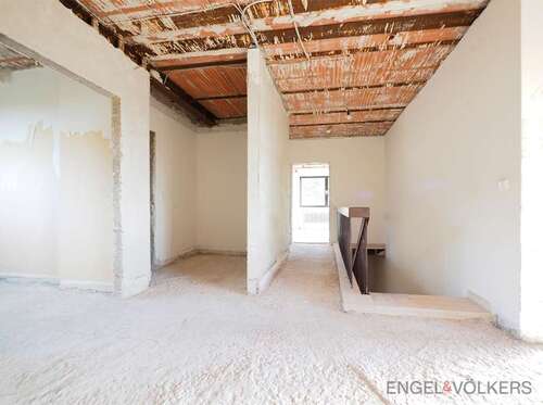 Foto - Haus zum Kaufen in Saarbrücken 429.000,00 € 228 m²