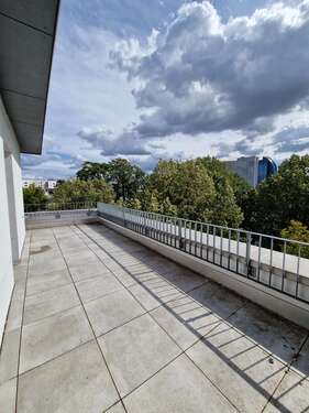 Foto - Wohnung zum Mieten in Frankfurt 1.800,00 € 94 m²