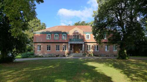 Foto - Wohnung zum Mieten in Penzlin 1.000,00 € 112.9 m²