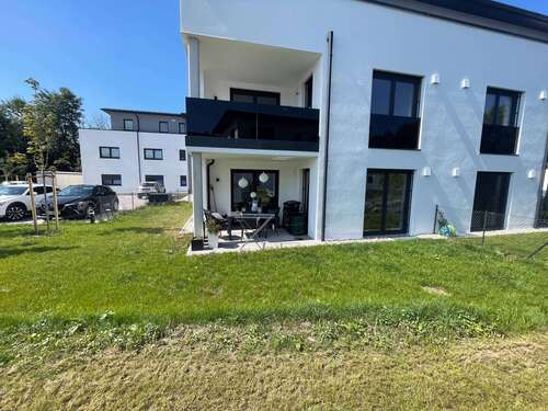 Foto - Wohnung zum Mieten in Tüßling 985,00 € 73 m²