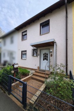 Foto - Haus zum Kaufen in Karben 390.000,00 € 123.8 m²