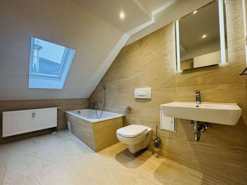 Foto - Wohnung zum Mieten in Chemnitz 450,00 € 77.65 m²