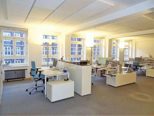 Foto - Büro in Hamburg 14.537,60 € 660.8 m²