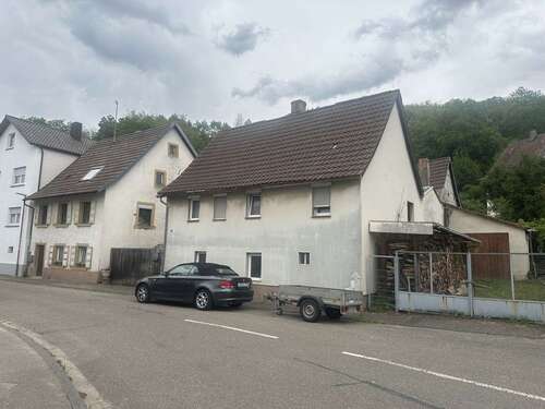 Foto - Haus zum Kaufen in Kraichtal Menzingen 299.000,00 € 160 m²