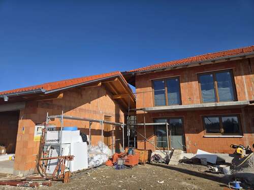 Foto - Haus zum Mieten in Halsbach 1.450,00 € 164 m²