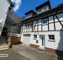Haus zum Kaufen in Gladenbach 239.000,00 € 350 m²