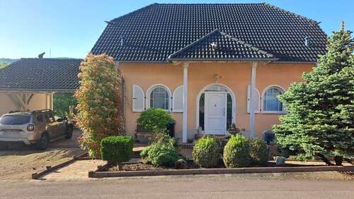 Foto - Haus zum Kaufen in Perl 539.000,00 € 187.67 m²