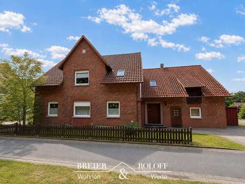 Foto - Haus zum Kaufen in Niedernwöhren 219.000,00 € 180 m²