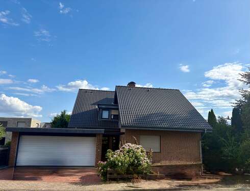 Foto - Haus zum Kaufen in Hiddenhausen 495.000,00 € 220 m²