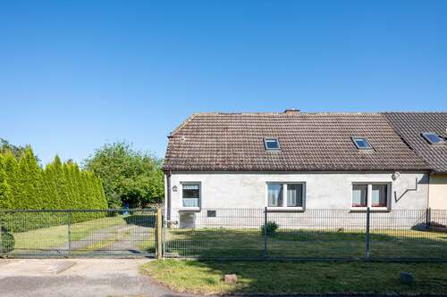 Foto - Haus zum Kaufen in Utzedel 152.000,00 € 150 m²