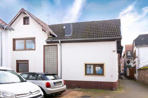 Foto - Haus zum Kaufen in Weisenheim am Berg 225.000,00 € 91 m²