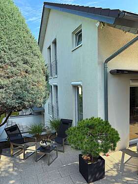 Foto - Haus zum Kaufen in Stuttgart 1.690.000,00 € 250 m²