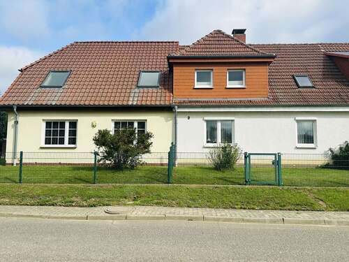 Foto - Haus zum Kaufen in Groß Luckow 169.900,00 € 135 m²