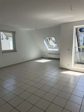 Foto - Wohnung zum Mieten in Solingen 999,00 € 102 m²