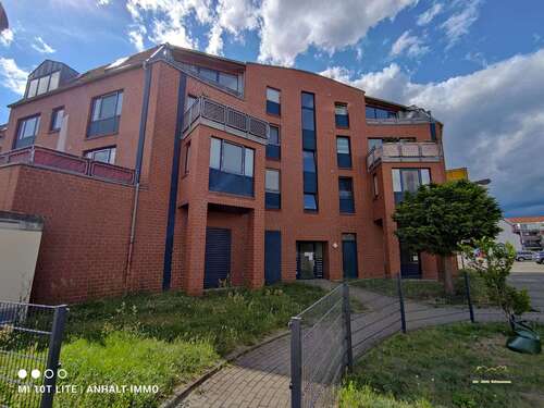 Foto - Wohnung zum Mieten in Bitterfeld 390,00 € 61.11 m²