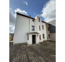 Haus zum Kaufen in Chemnitz 85.000,00 € 178 m²