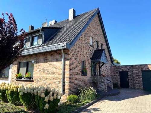 Foto - Haus zum Kaufen in Grefrath 399.000,00 € 105.71 m²