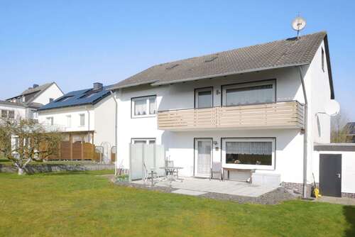 Foto - Haus zum Kaufen in Fuldabrück 330.000,00 € 170 m²