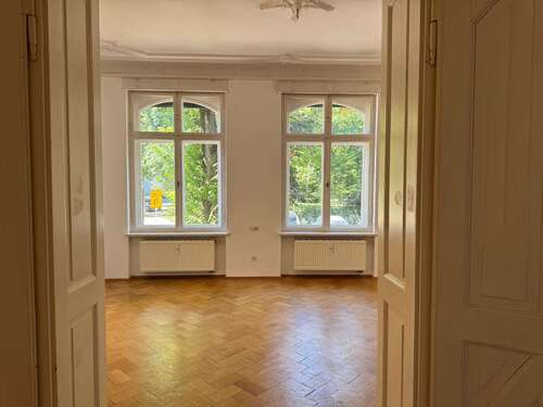 Foto - Wohnung zum Mieten in Zwickau 900,00 € 174.25 m²