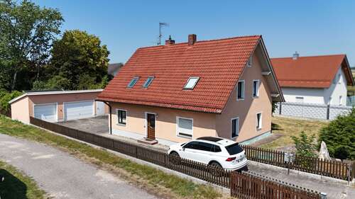 Foto - Haus zum Kaufen in Maxhütte-Haidhof 459.000,00 € 130 m²