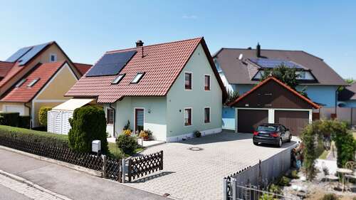 Foto - Haus zum Kaufen in KatzdorfTeublitz 455.000,00 € 120.79 m²